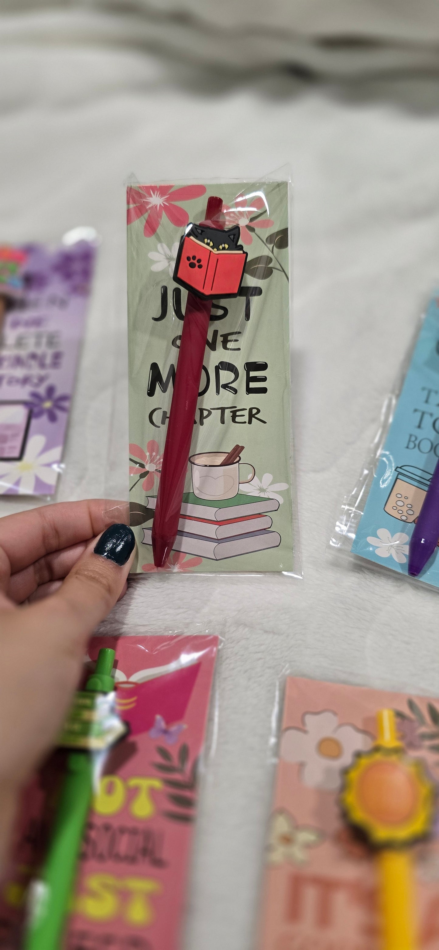 Book Lover’s Bookmark & Pen Set